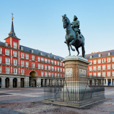 La estatua de Felipe III en la Plaza Mayor de Madrid