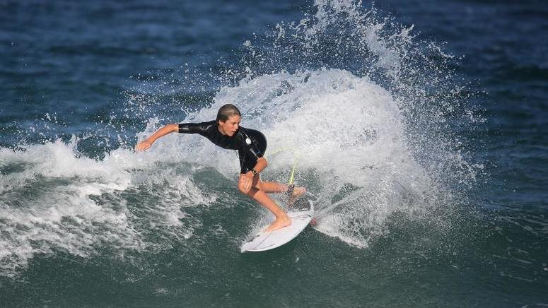 Curso surf tres sesiones Montezuma