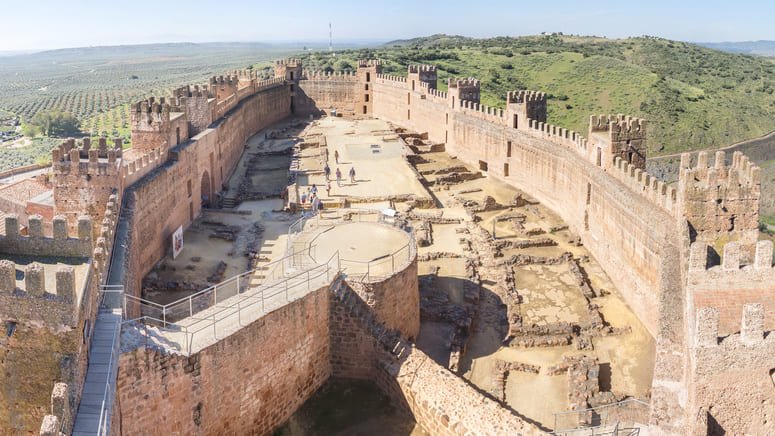 explora conoce castillo baños encina