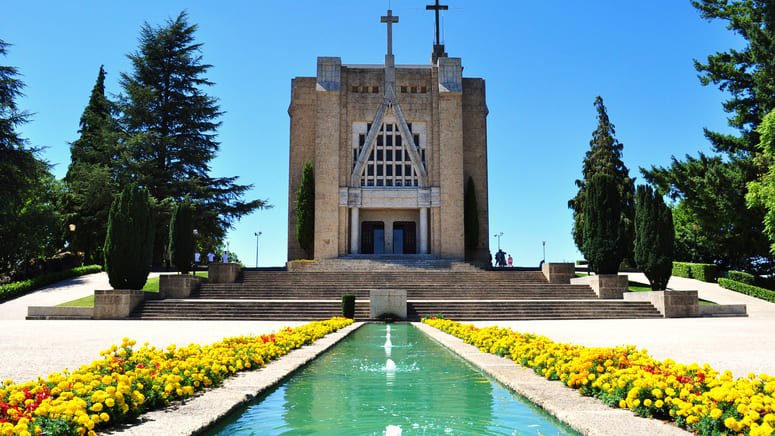  Descubre Guimarães vehículo ciclado
