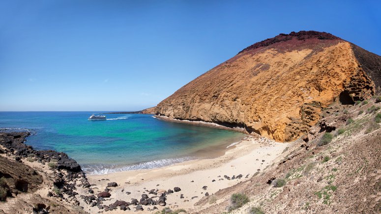 catamarán graciosa lanzarote comida