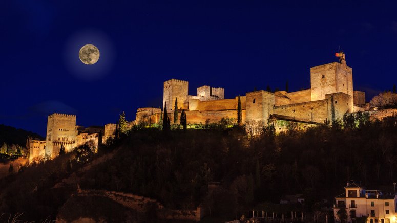 Tour nocturno Alhambra Palacios Nazaríes