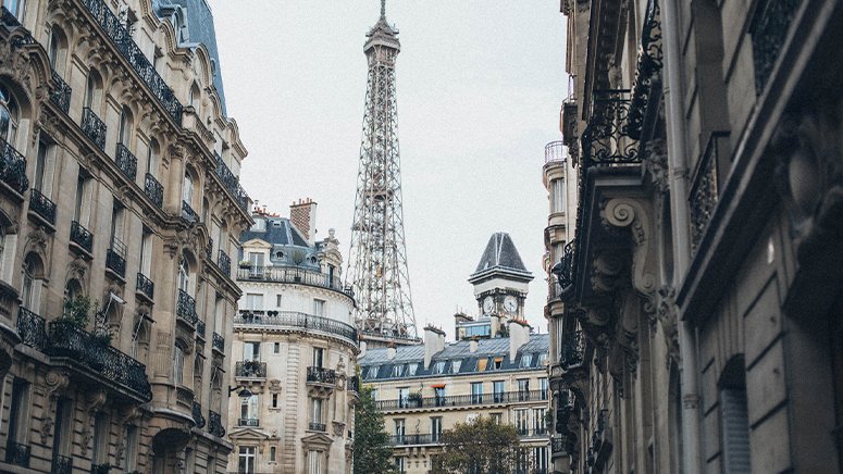 tour-paris-sena-eiffel
