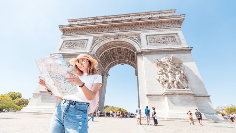 free tour torre eiffel arco triunfo