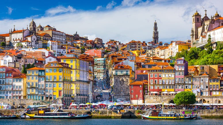 Cata de vinos y aperitivos en Oporto