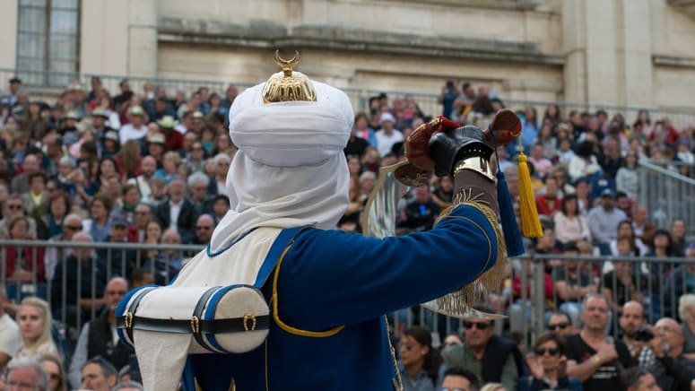 Tour privado alcoy y fiestas Moros y Cristianos