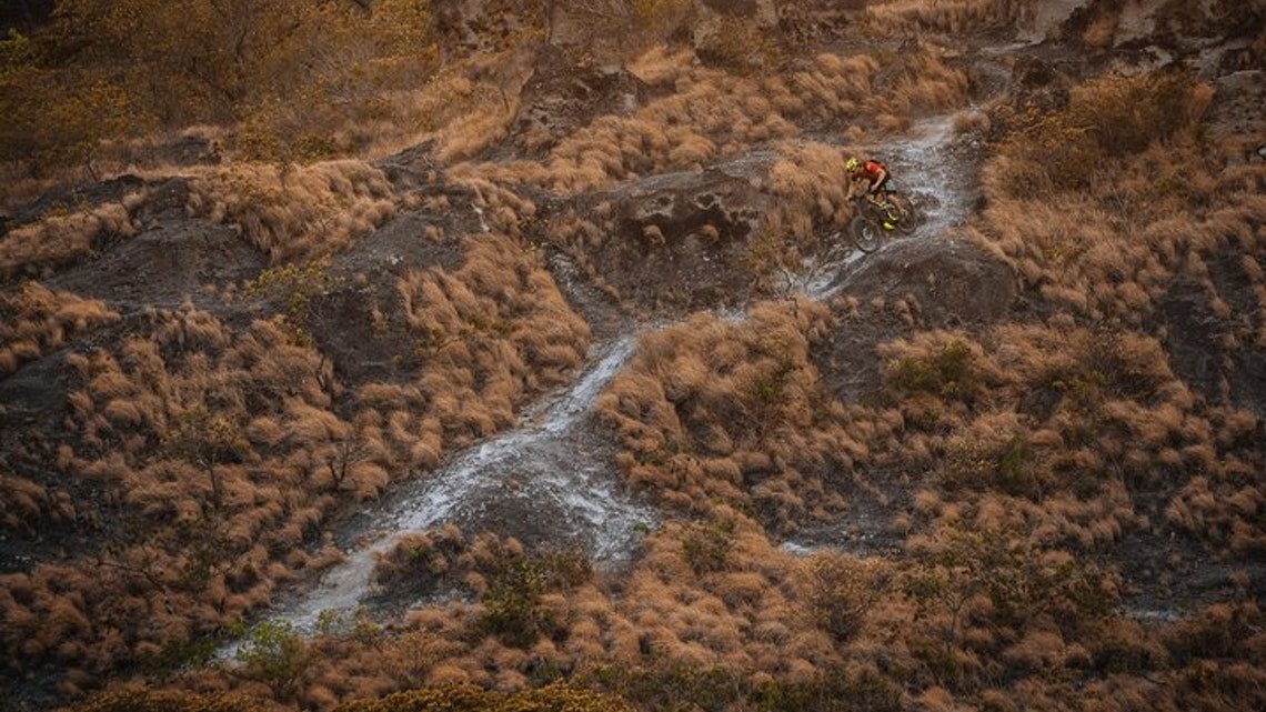 Aventura bicicleta Río Perdido