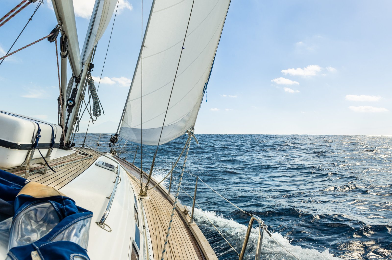Puesta sol privada velero