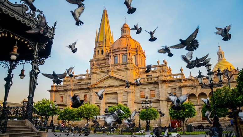tour bicicleta monumentos guadalajara