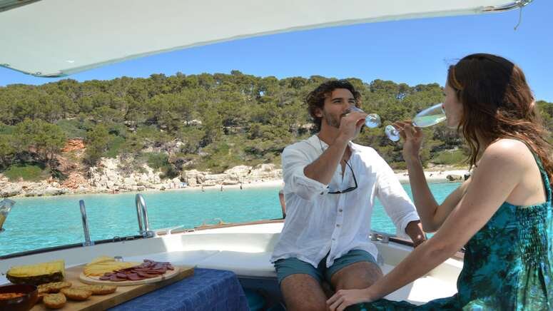 ruta exclusiva barco cala galdana