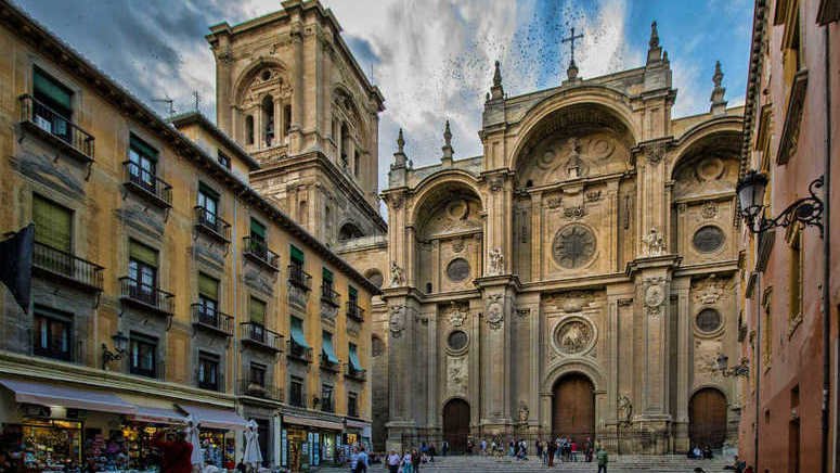 Tour privado Catedral y Capilla Real 
