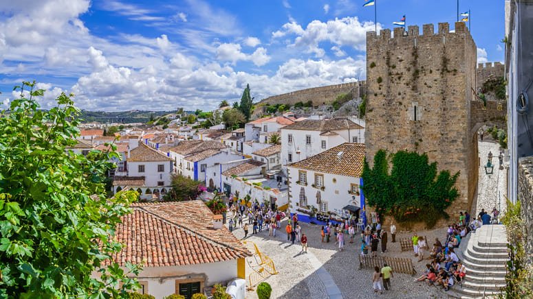 Excursión privada por Óbidos, Nazaré, Fátima y Batalha