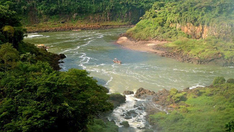 Explora Cataratas Iguazú 4x4 lancha