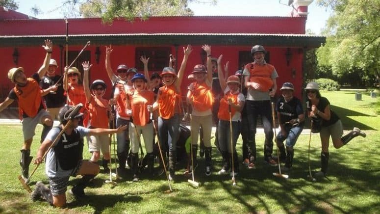 Clases polo partido profesional