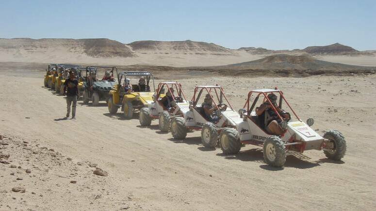 ¡Aventura en buggy por el desierto!