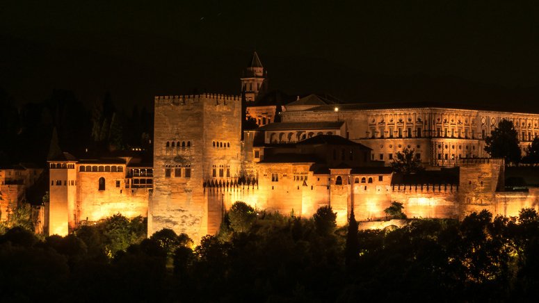 Tour nocturno Alhambra Palacios Nazaríes