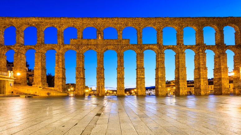 tour nocturno segovia