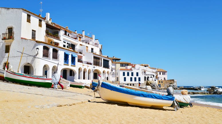 Costa Brava historia naturaleza playas