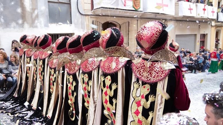 Tour privado alcoy y fiestas Moros y Cristianos