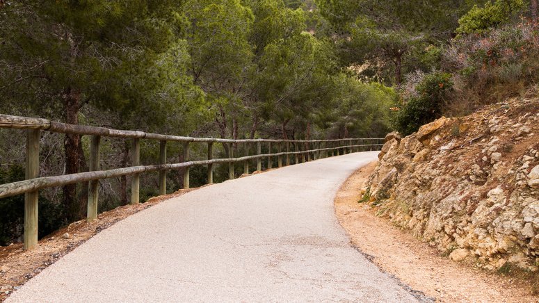 Paseo bicicleta eléctrica Sierra Gelada Benidorm
