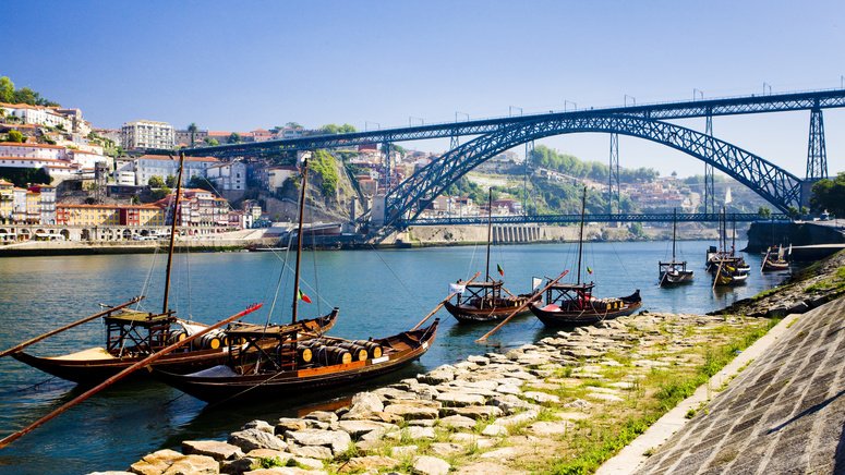 tour medieval oporto