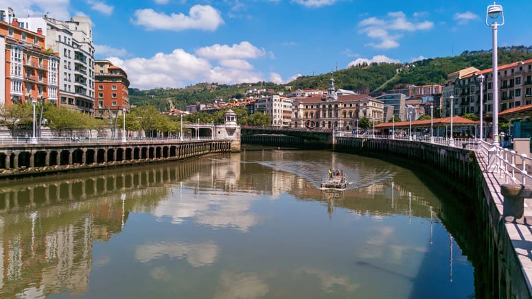 tour privado Bilbao barco