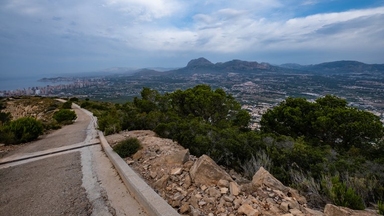 Paseo bicicleta eléctrica Sierra Gelada Benidorm
