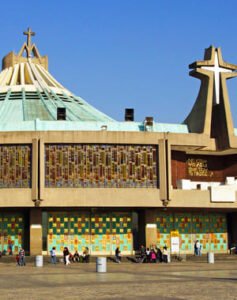 Tour por el Santuario de Guadalupe en México