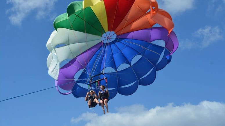 Parasailing en Ibiza