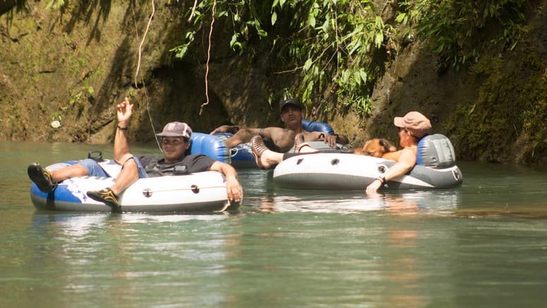 Tubing Bahía Drake