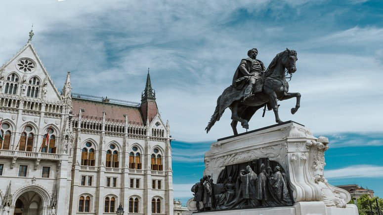 free tour budapest comunista