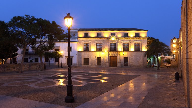 free tour misterios leyendas cadiz