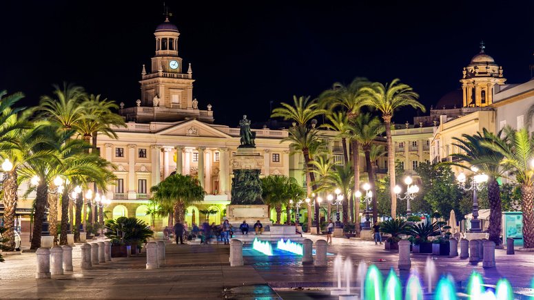 free tour misterios leyendas cadiz