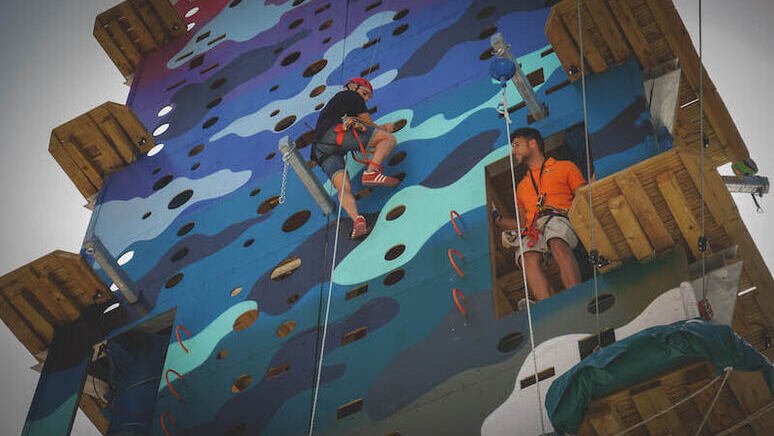 Triaction Tower parque Multiaventuras Elche