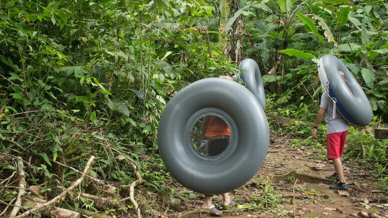 Tubing Bahía Drake