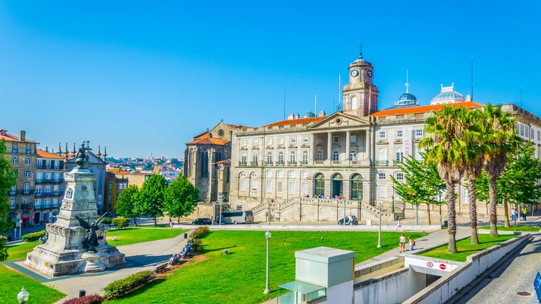 tour medieval oporto
