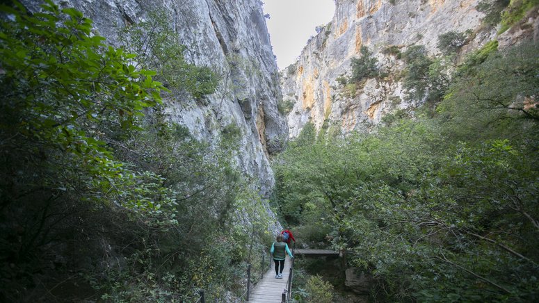 senderismo pasarelas alquezar
