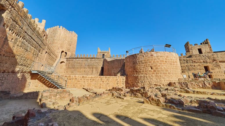 explora conoce castillo baños encina