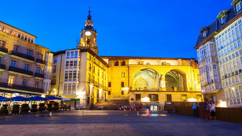 tour nocturno vitoria
