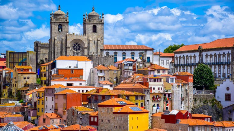 Cata de vinos y aperitivos en Oporto