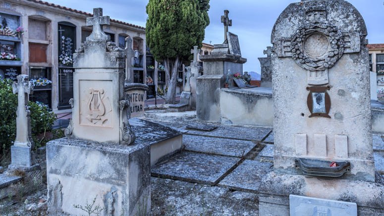 Tour privado cementerio Alcoy