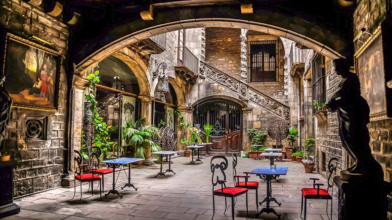Vino-Arte-Palau-Dalmases