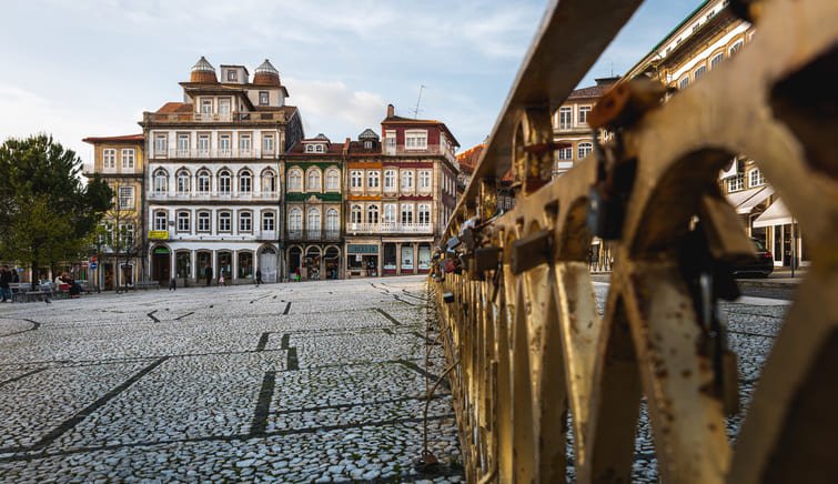  Descubre Guimarães vehículo ciclado