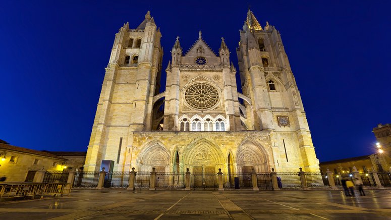 free tour leon noche