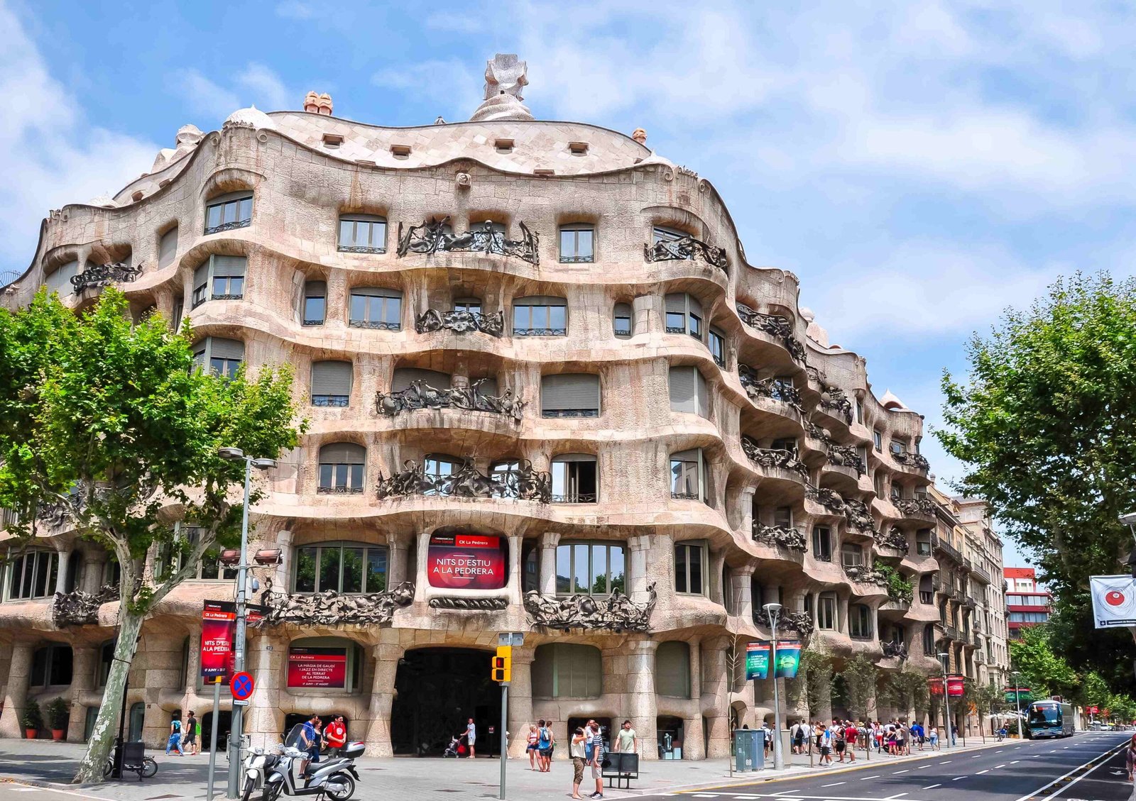 La Pedrera de Gaudí