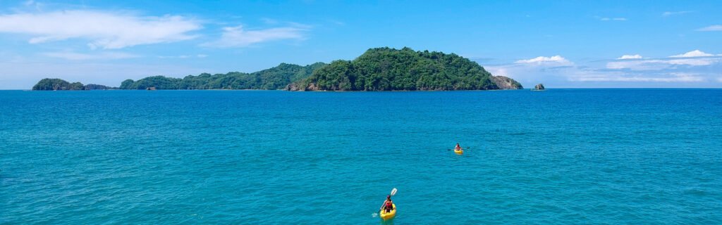 multiday kayak tour golfo dulce