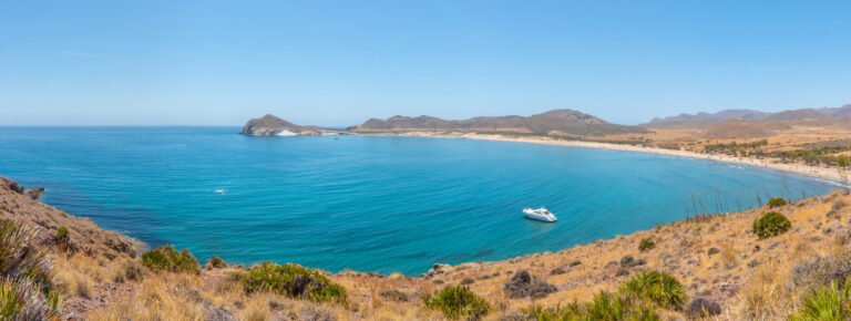 paso barco playas virgenes cabo gata