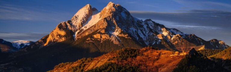 Trekking en Pedraforca con gastronomía catalana