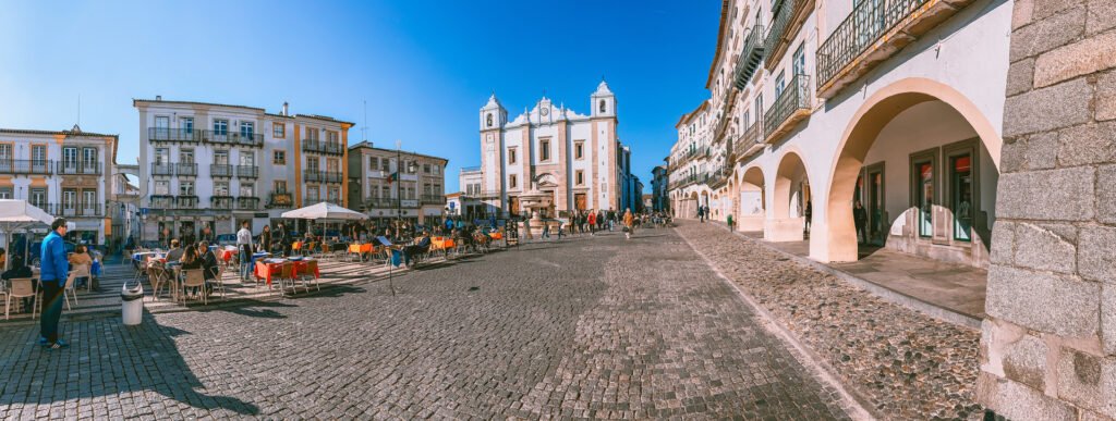 Tour Évora