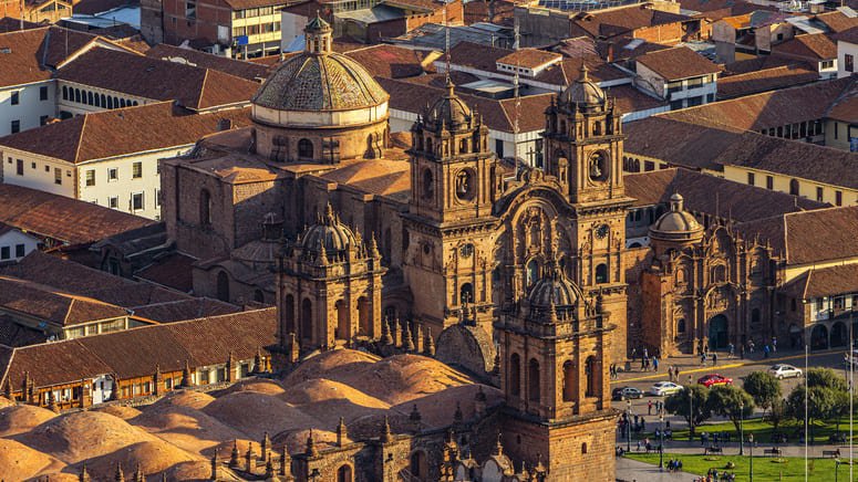 Descubre el mercado y las ruinas de Cusco